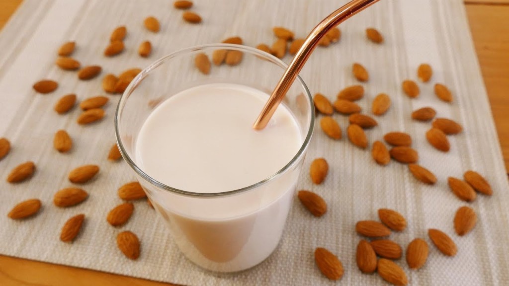 Entre huellas hídricas y abejas: lo que no sabías de la leche de&nbsp;almendras