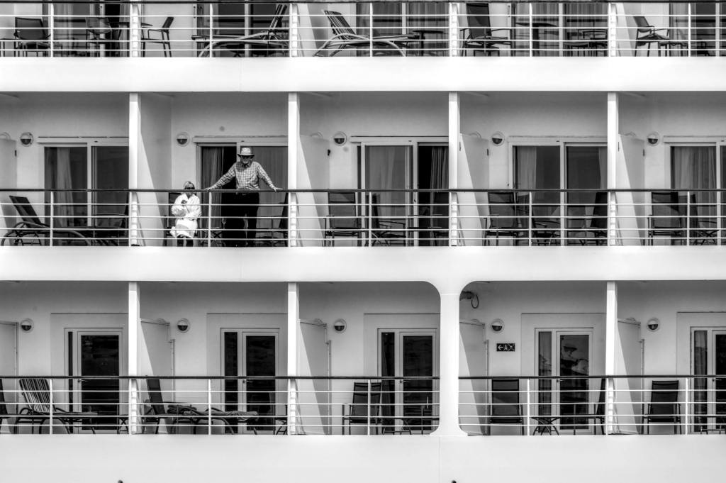 Investigación epidemiológica en crucero francés: aislamiento por&nbsp;gastroenteritis