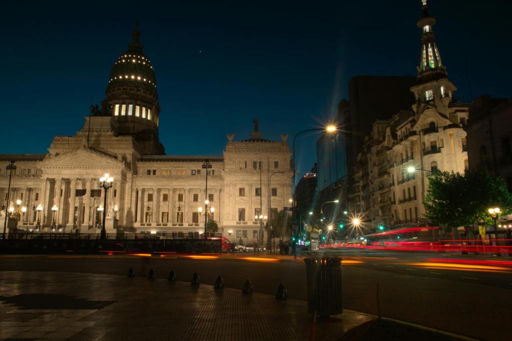 Michelli se impone en el Senado frente a la oposición de&nbsp;Milei