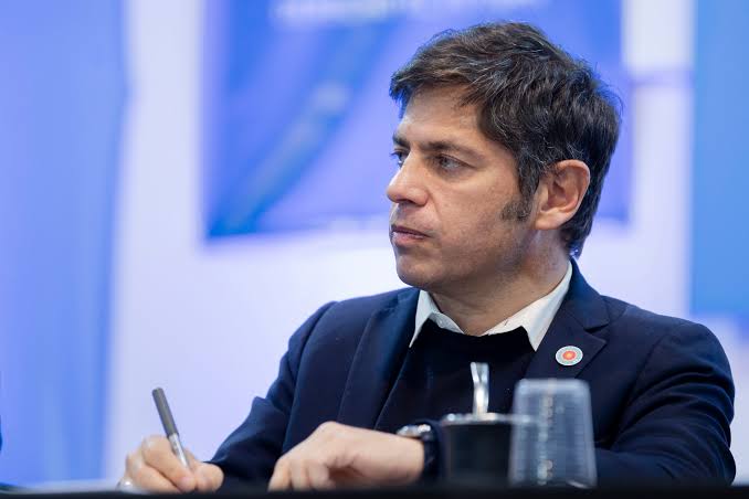 Kicillof avanza con un proyecto para eliminar los límites de mandatos y beneficiar a intendentes&nbsp;kirchneristas